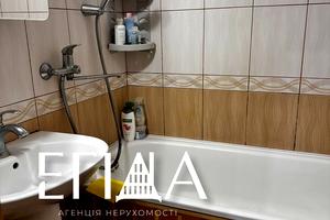 квартира за адресою Героїв України вул. (Героїв Сталінграду), 26