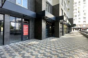 комерційна за адресою Університетська вул., 1г