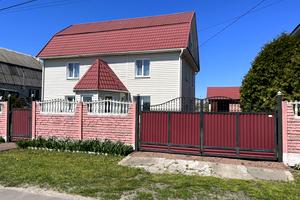 будинок за адресою Вишнева вул., 2