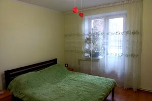 квартира за адресою Домбровського вул., 58