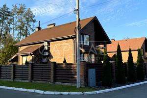 будинок за адресою Бориспільський