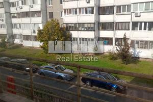 комерційна за адресою Анни Ахматової вул., 14а