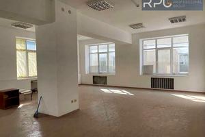 комерційна за адресою Золотоустівська вул., 23-А