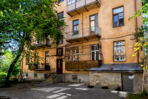 квартира за адресою Сергія Єфремова вул., 51