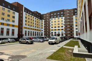квартира за адресою Героїв Крут вул., 4а