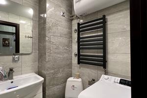 квартира за адресою Дмитра Антоновича бульв., 8