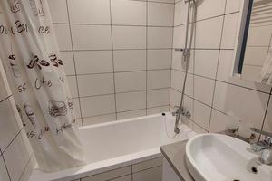 квартира за адресою 23 Серпня вул., 51б