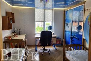 квартира за адресою Тролейбусна вул., 9-В