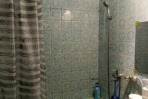 квартира за адресою набережна лейтенанта Дніпрова, 82