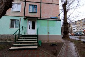 комерційна за адресою Сонячна вул., 8