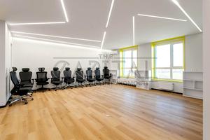 комерційна за адресою Олени Теліги вул., 25