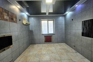 комерційна за адресою Університетський просп. (Гагаріна), 7