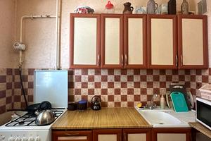 квартира за адресою Курсанта Єськова вул., 14-Б
