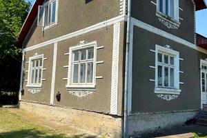 будинок за адресою Українська, 12