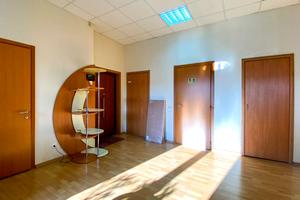 комерційна за адресою Дніпро, Королеви Єлизавети ІІ вул. (Глинки), 1