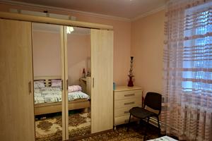 будинок за адресою смт. Обухівка, Мирна