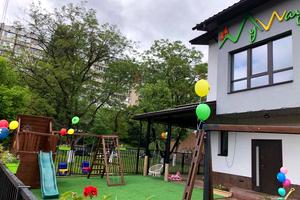 комерційна за адресою Професора Караваева, 1/28