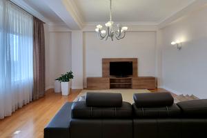 квартира за адресою Левка Лук'яненка вул. (Василя Жуковського), 3-Г