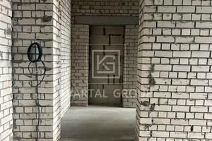 комерційна за адресою Ольги Кобилянської вул. (Достоєвського), 1-В