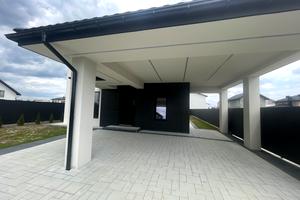 будинок за адресою Івано-Франківськ, Приозерна вул.