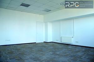 коммерческая по адресу Героїв Космосу ул., 4