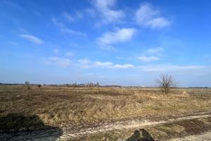 ділянка за адресою Лугова