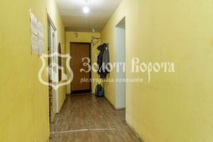 комерційна за адресою Братиславська вул., 13
