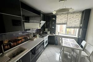 квартира за адресою Лісова вул., 16