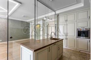 комерційна за адресою Кловський узвіз (Кловський), 7a