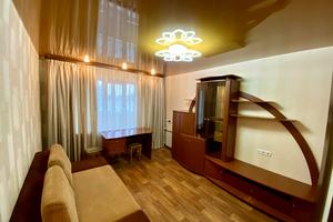 квартира по адресу Тополиная ул., 10