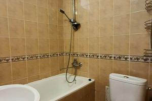 квартира за адресою Космонавтів вул., 6