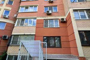 комерційна за адресою Марсельська вул., 44