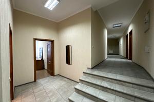 комерційна за адресою Федора Ернста вул., 16-В