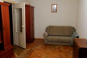 квартира за адресою Панаса Мирного пров., 4