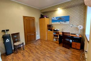 будинок за адресою Бернардацці вул. (Красних Зір), 7