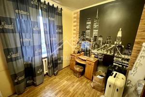 квартира по адресу Горняцкий микрорайон , 9