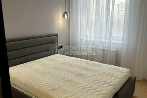квартира за адресою Перемоги просп., 65г