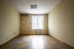 комерційна за адресою Марії Приймаченко бульв. (Академіка Ліхачова), 1/27