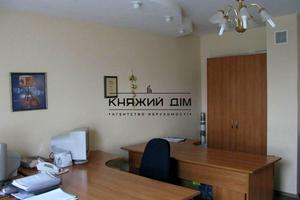 коммерческая по адресу Малоземельна, 5
