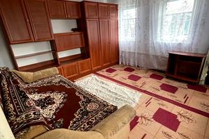 дом по адресу Українська