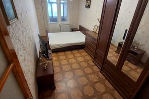 квартира за адресою Космонавтів вул., 86
