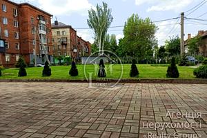 квартира по адресу Єсеніна, 1