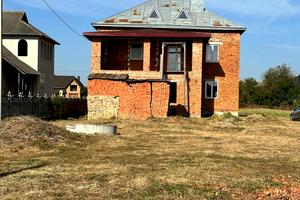 дом по адресу надвірнянська, 76