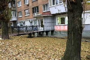 комерційна за адресою Джона Маккейна вул. (Івана Кудрі), 42