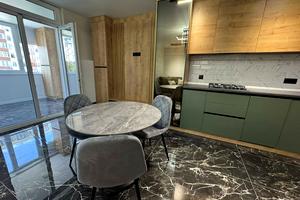 квартира по адресу Злуки просп., 7
