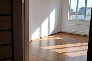комерційна за адресою Промислова вул., 60