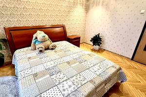 квартира по адресу Ивана Пулюя ул., 3