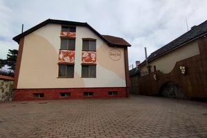 коммерческая по адресу с. Сторожница, Ужанская ул., 30