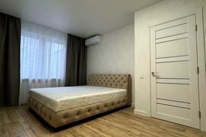 квартира за адресою Софії Русової вул., 3