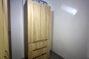 комерційна за адресою Олега Мудрака вул. (Генерала Наумова), 1-Б